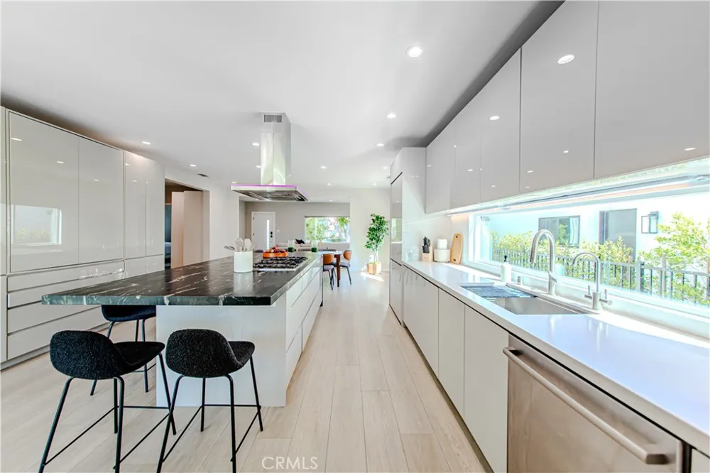 507 Formosa Los Angeles, CA 90036