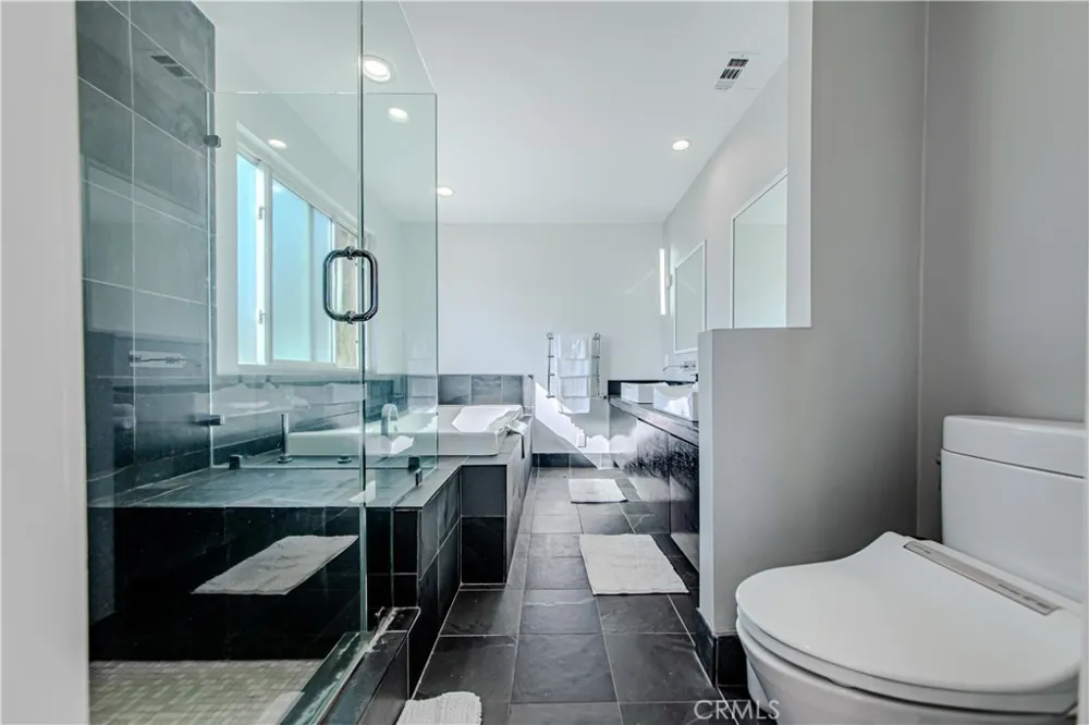 507 Formosa Los Angeles, CA 90036