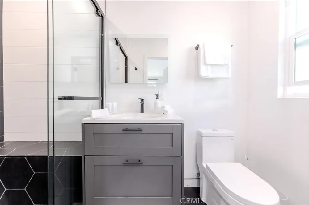 507 Formosa Los Angeles, CA 90036