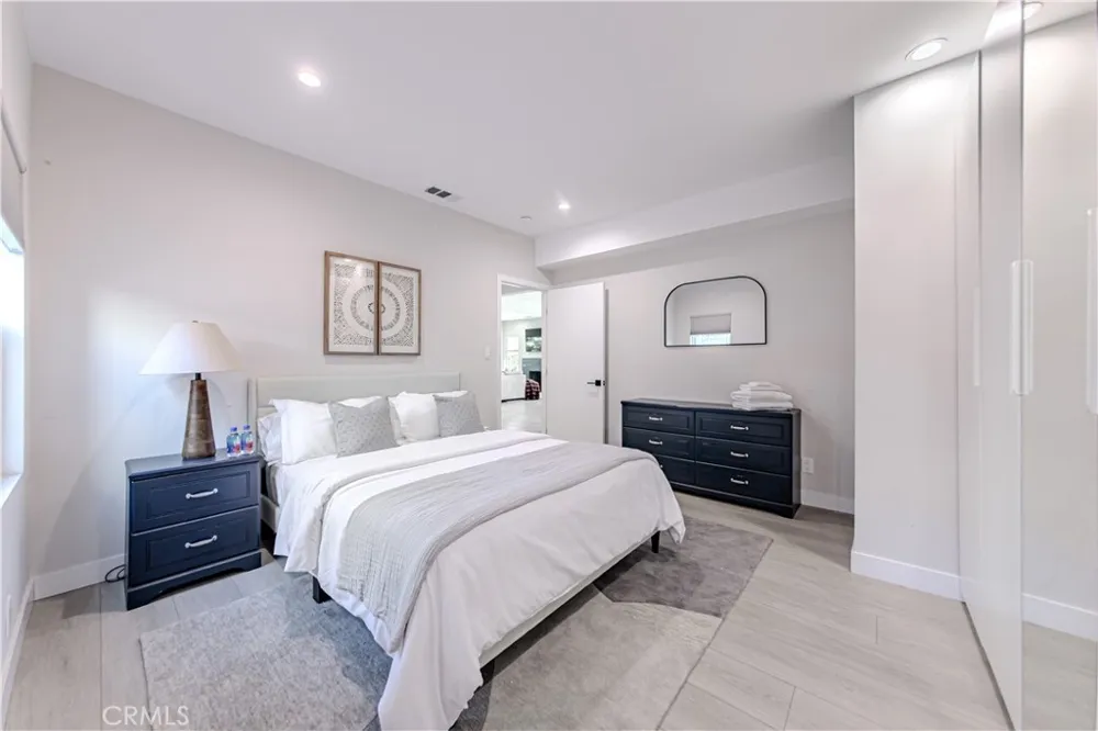 507 Formosa Los Angeles, CA 90036