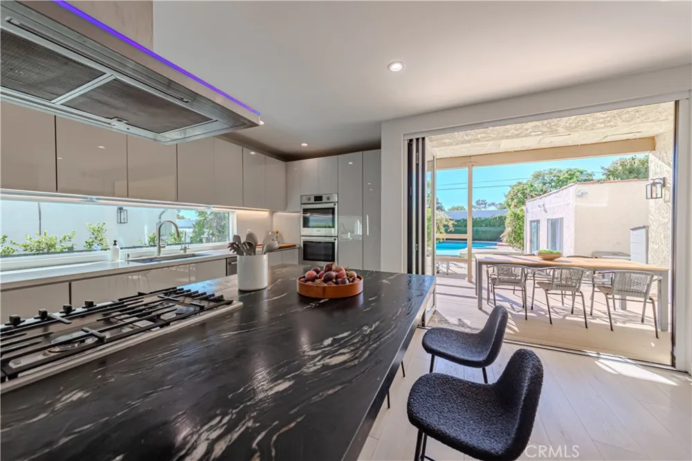 507 Formosa Los Angeles, CA 90036