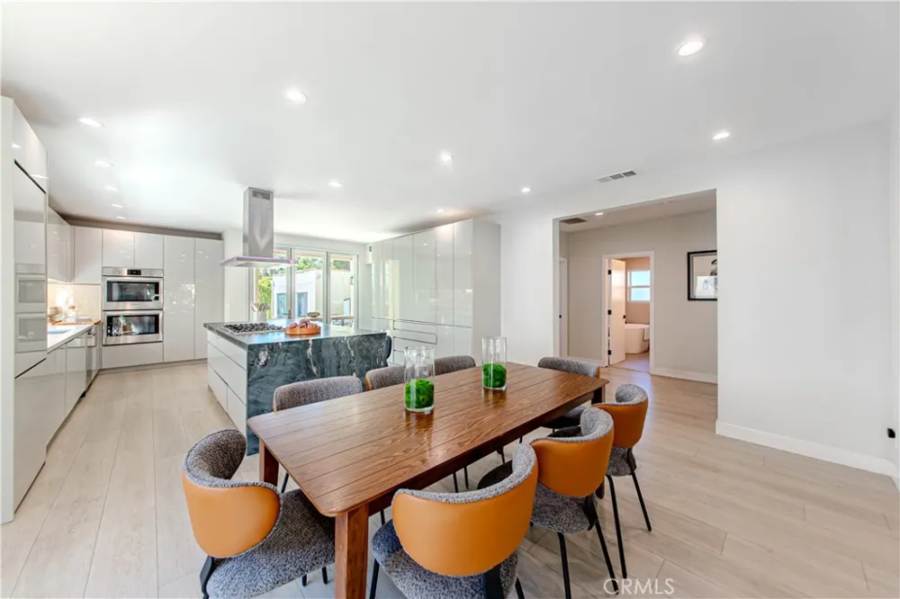 507 Formosa Los Angeles, CA 90036