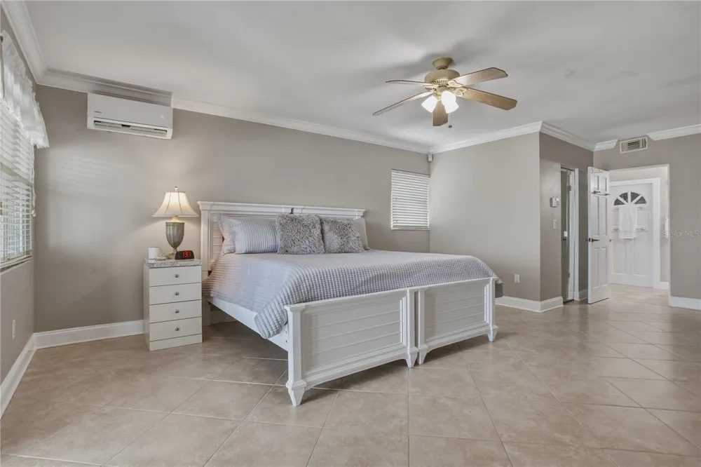 324 173RD AVENUE E North Redington Beach, FL 33708