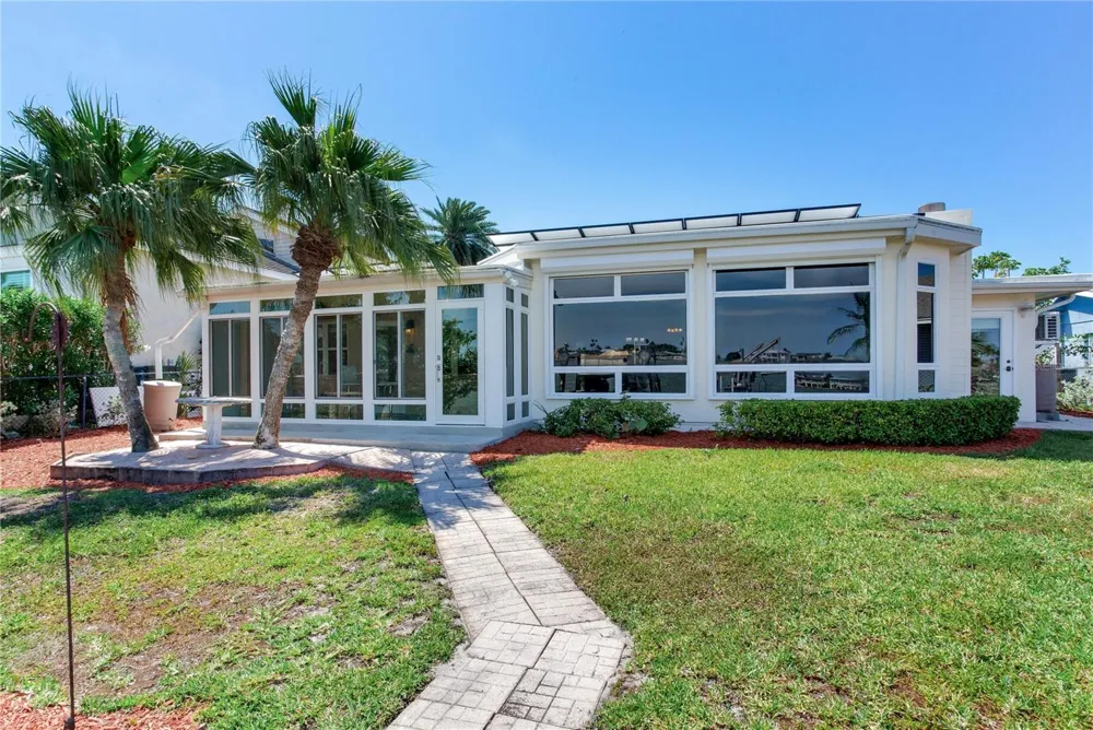 324 173RD AVENUE E North Redington Beach, FL 33708