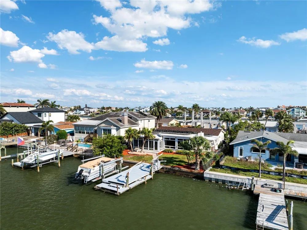 324 173RD AVENUE E North Redington Beach, FL 33708