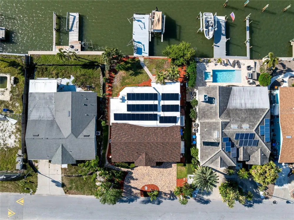 324 173RD AVENUE E North Redington Beach, FL 33708