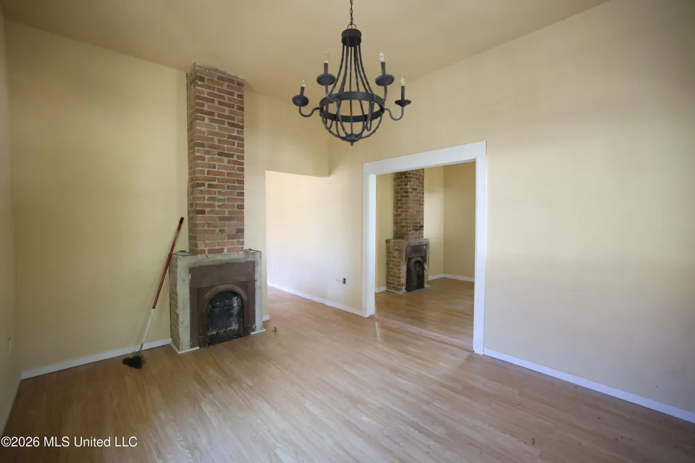 207 Saint Mary Street Natchez, MS 39120