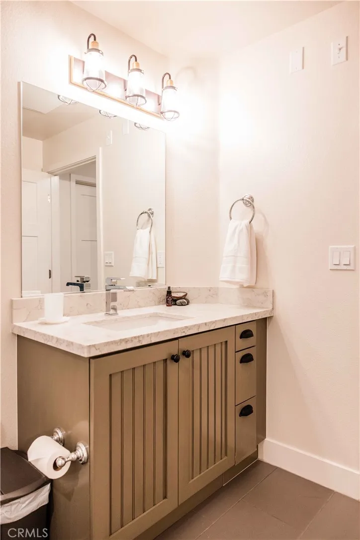 627 Deep Valley Drive #216 Rolling Hills Estates, CA 90274