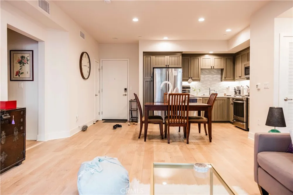 627 Deep Valley Drive #216 Rolling Hills Estates, CA 90274