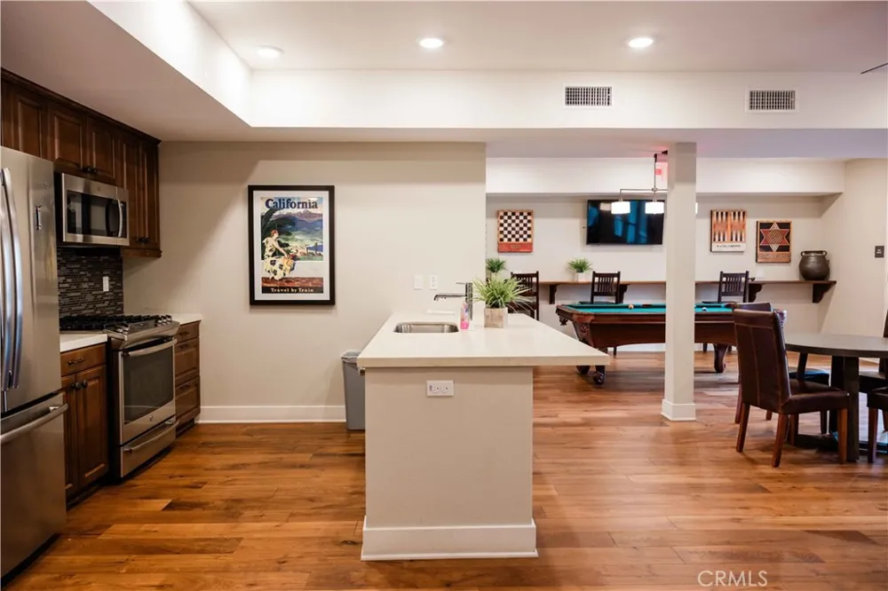 627 Deep Valley Drive #216 Rolling Hills Estates, CA 90274
