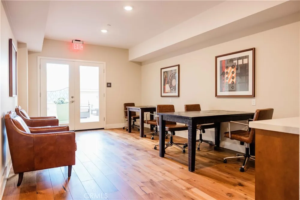 627 Deep Valley Drive #216 Rolling Hills Estates, CA 90274