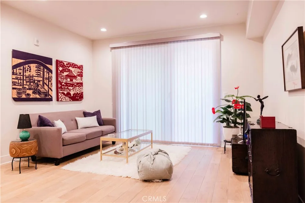 627 Deep Valley Drive #216 Rolling Hills Estates, CA 90274
