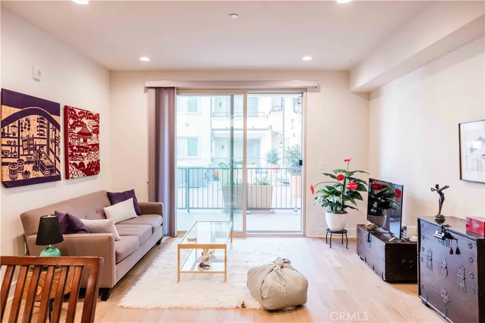 627 Deep Valley Drive #216 Rolling Hills Estates, CA 90274