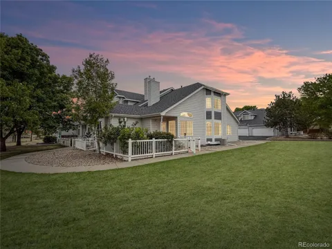 25 Lindenwood Circle