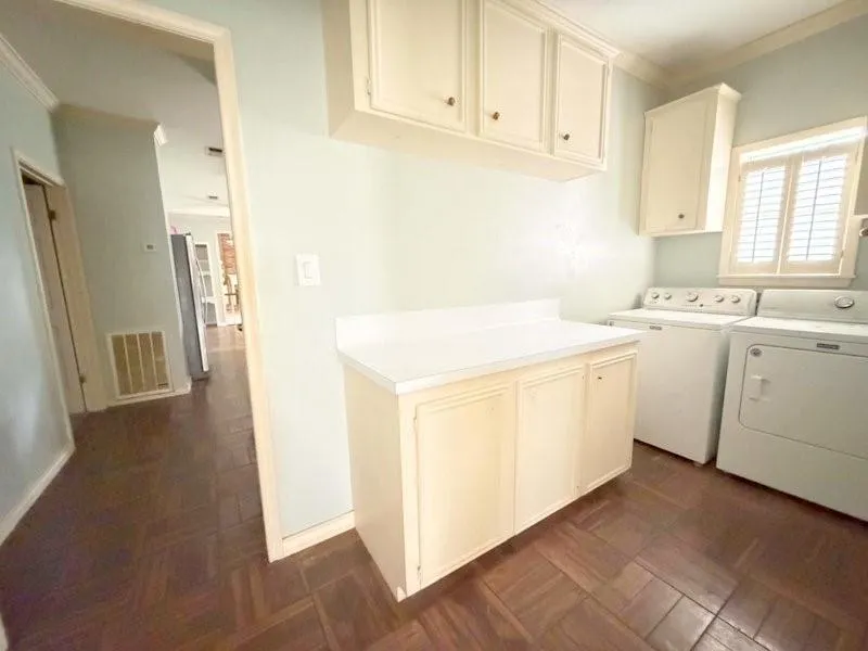 1123 Creekwood Street Crockett, TX 75835