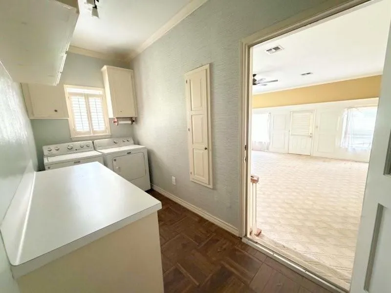 1123 Creekwood Street Crockett, TX 75835