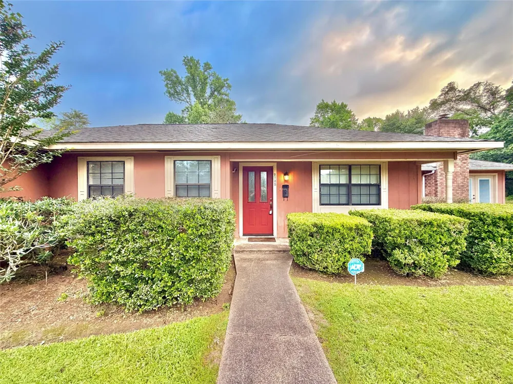 2735 Webster Street Liberty, TX 77575