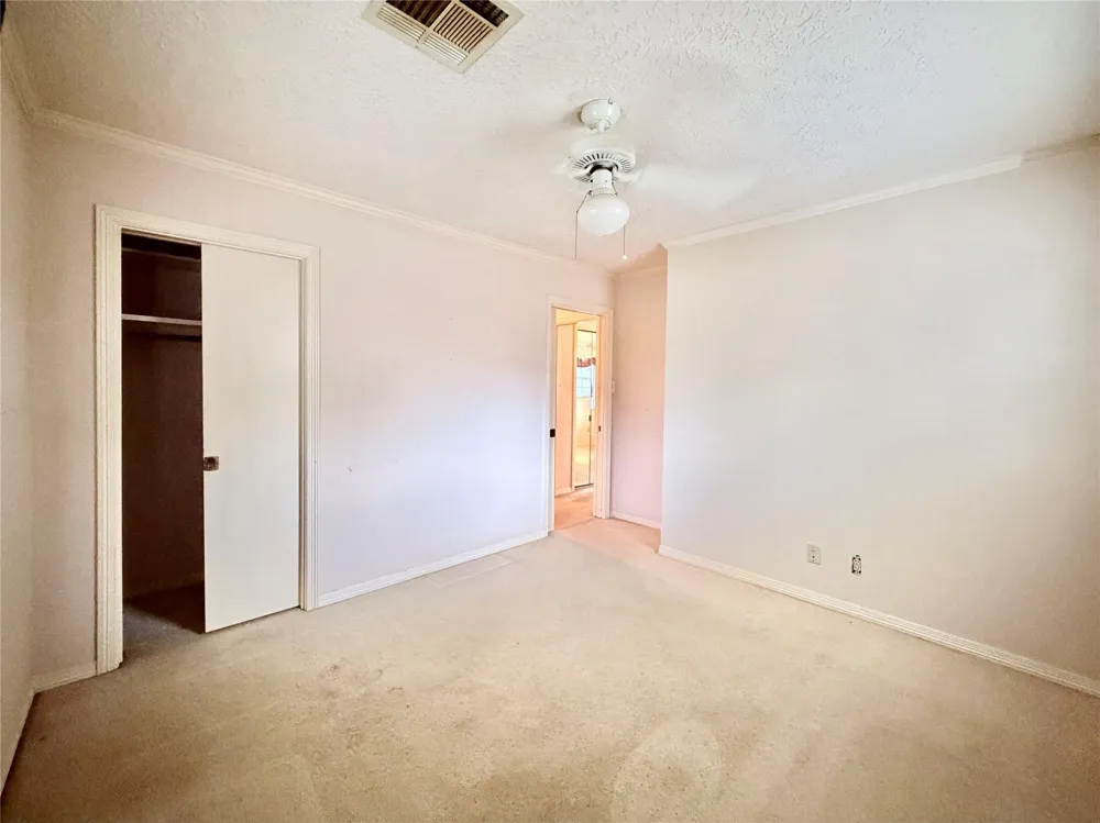 2735 Webster Street Liberty, TX 77575