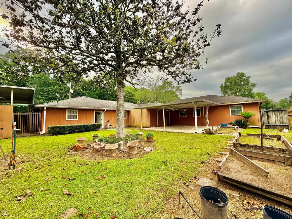 2735 Webster Street Liberty, TX 77575