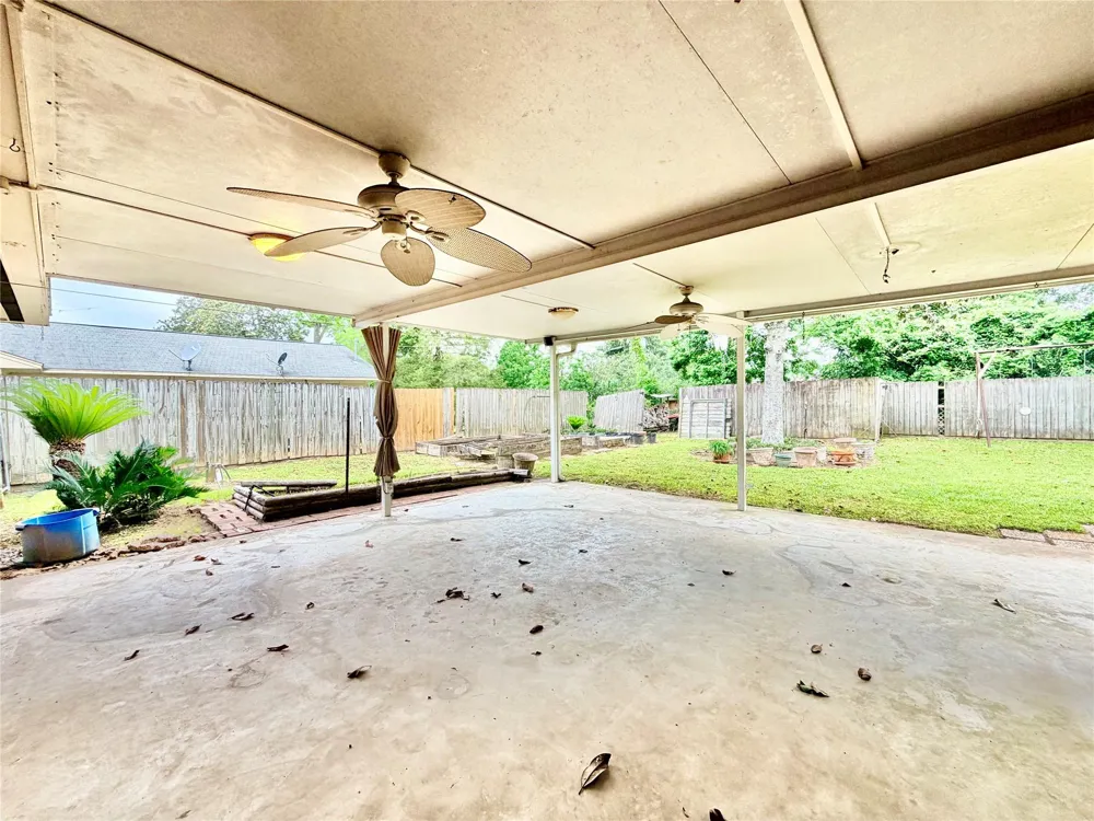 2735 Webster Street Liberty, TX 77575