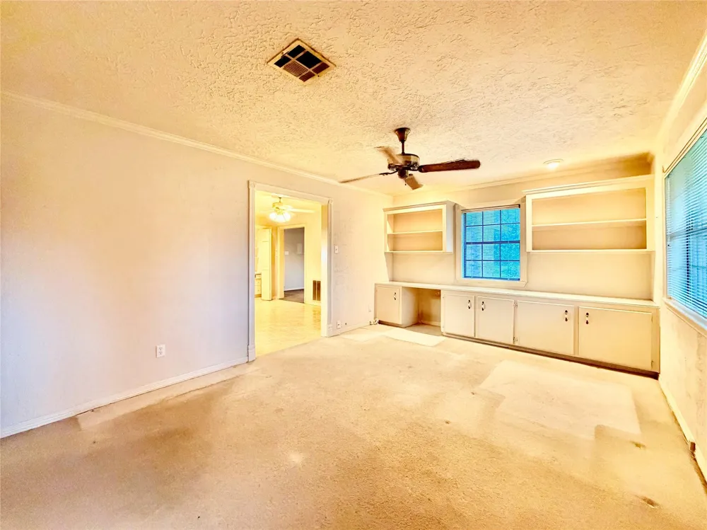 2735 Webster Street Liberty, TX 77575