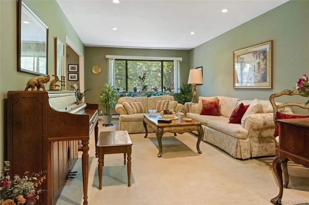 292 Richard Court #292 Pomona, NY 10970