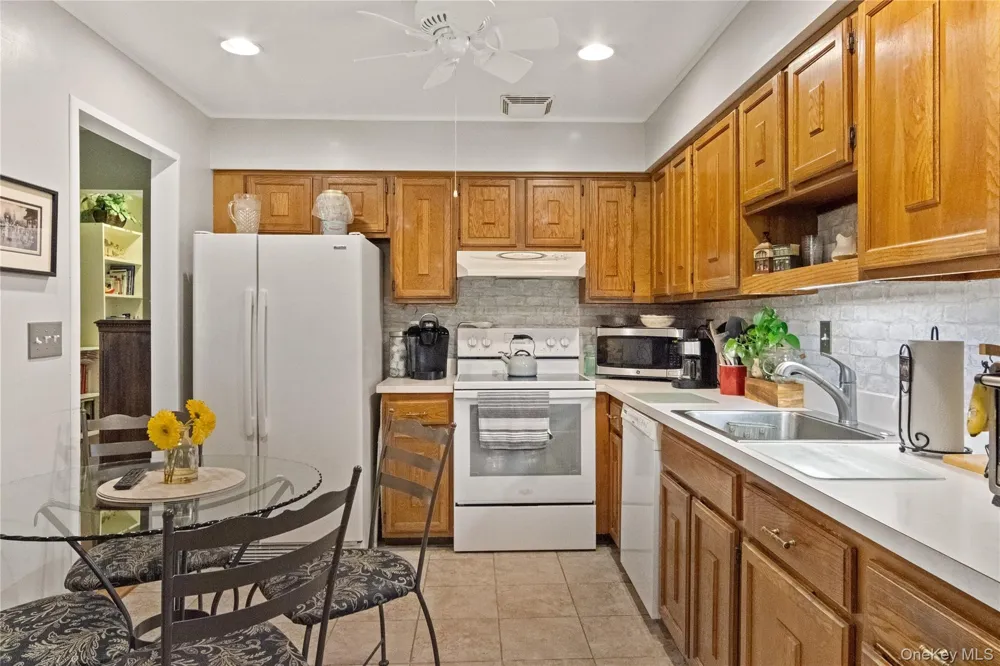 292 Richard Court #292 Pomona, NY 10970