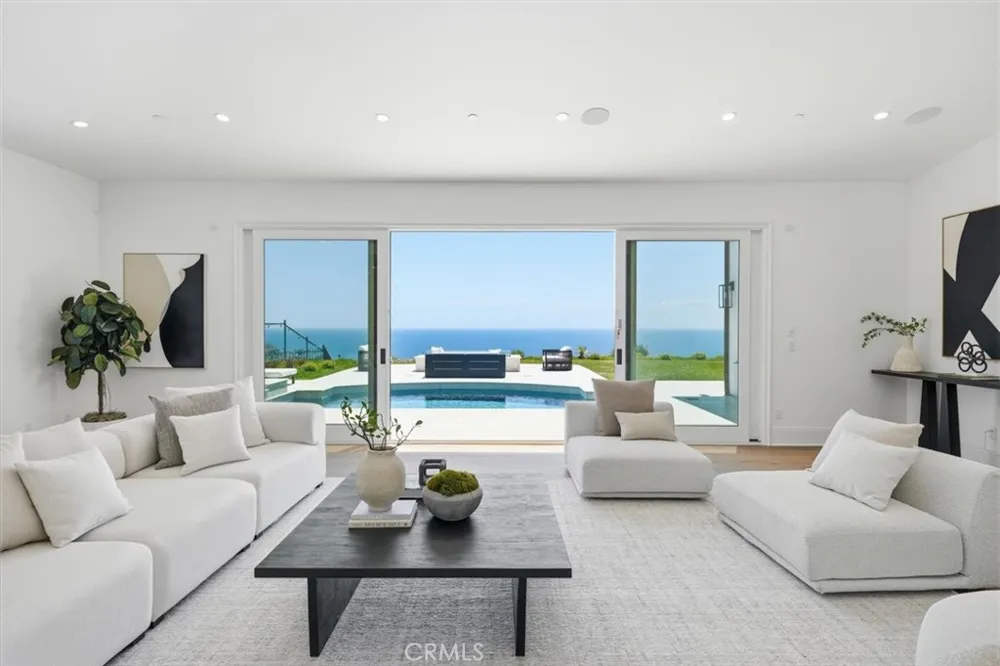 32042 Isthmus View Rancho Palos Verdes, CA 90275