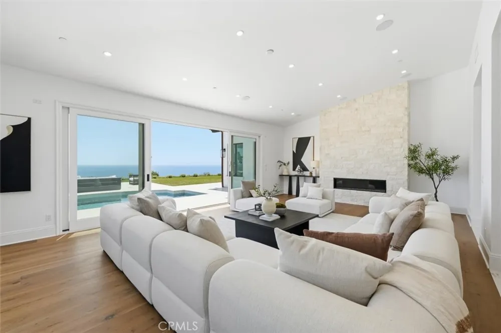 32042 Isthmus View Rancho Palos Verdes, CA 90275