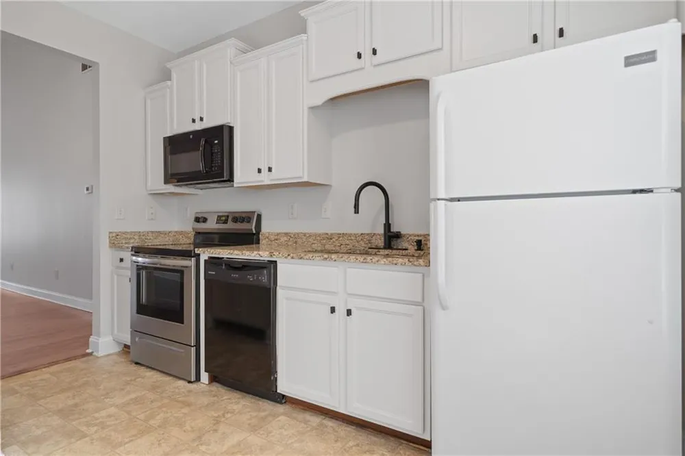 157 Oakwood Drive NW Milledgeville, GA 31061