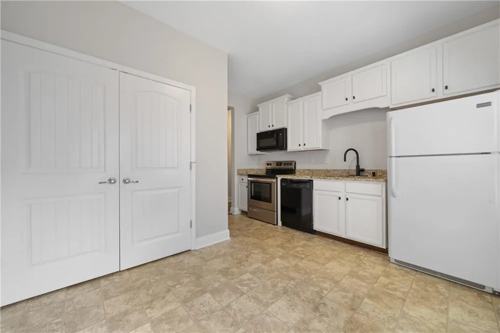 157 Oakwood Drive NW Milledgeville, GA 31061