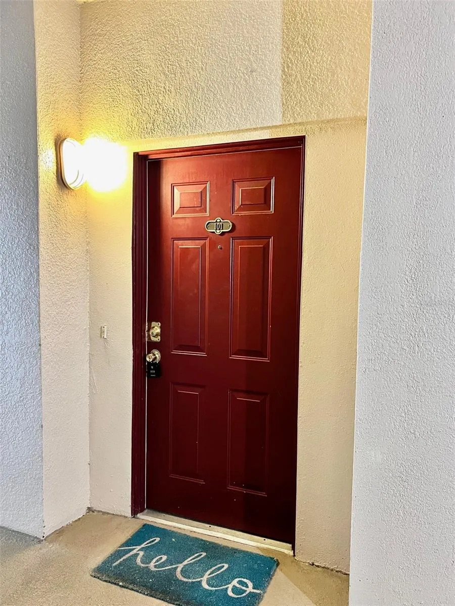 3000 LAUREL PARK LANE #101 Kissimmee, FL 34741