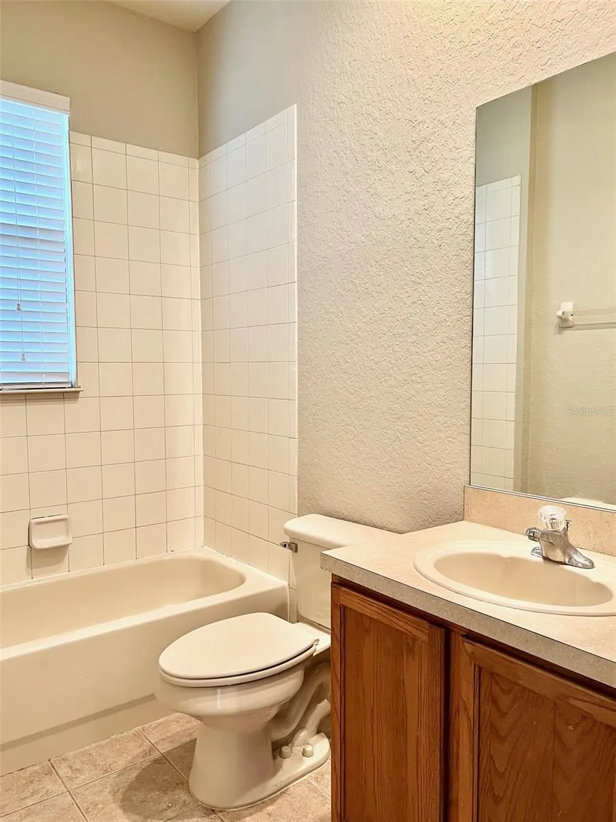 3000 LAUREL PARK LANE #101 Kissimmee, FL 34741
