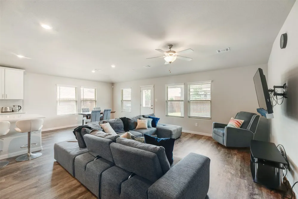 2532 Ponca Drive Fort Worth, TX 76179