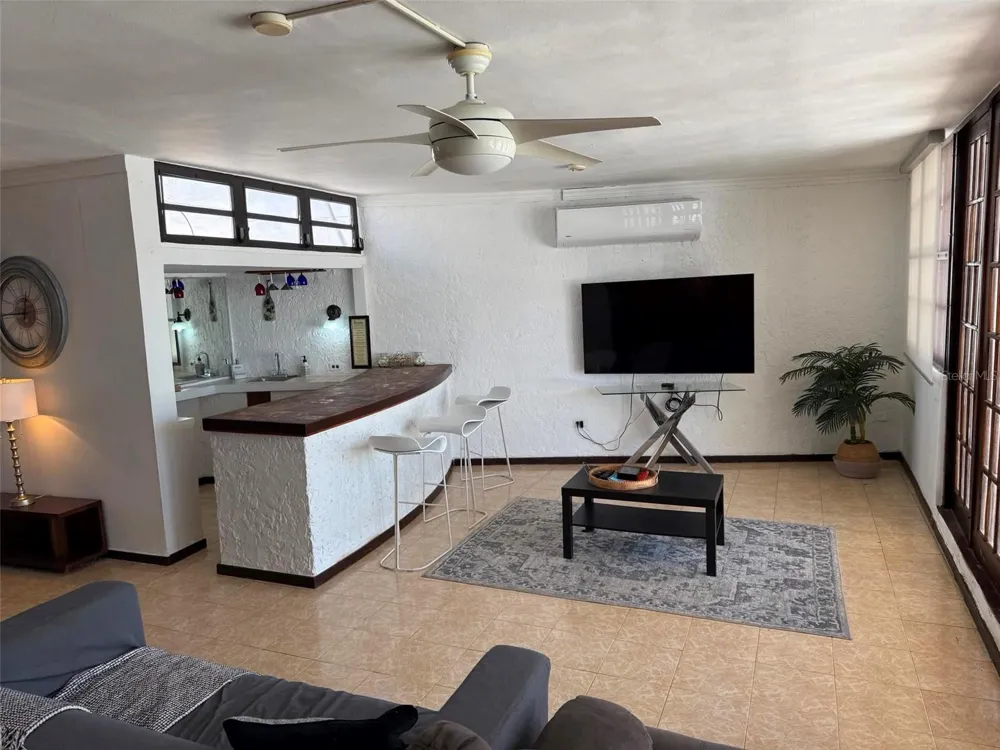R88 CALLE 7 Carolina, PR 00979
