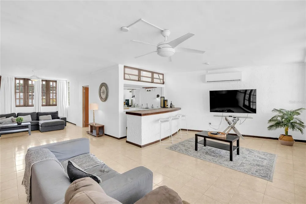 R88 CALLE 7 Carolina, PR 00979