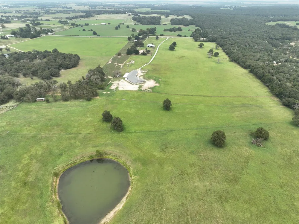 2300 Farm To Market 2095 Cameron, TX 76520