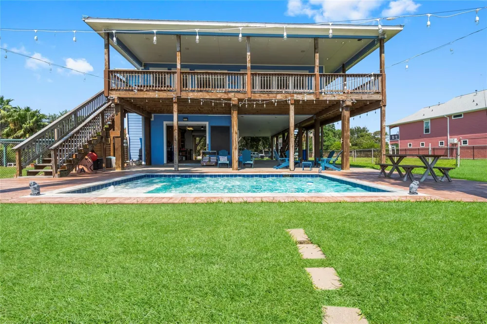 427 2nd Street San Leon, TX 77539