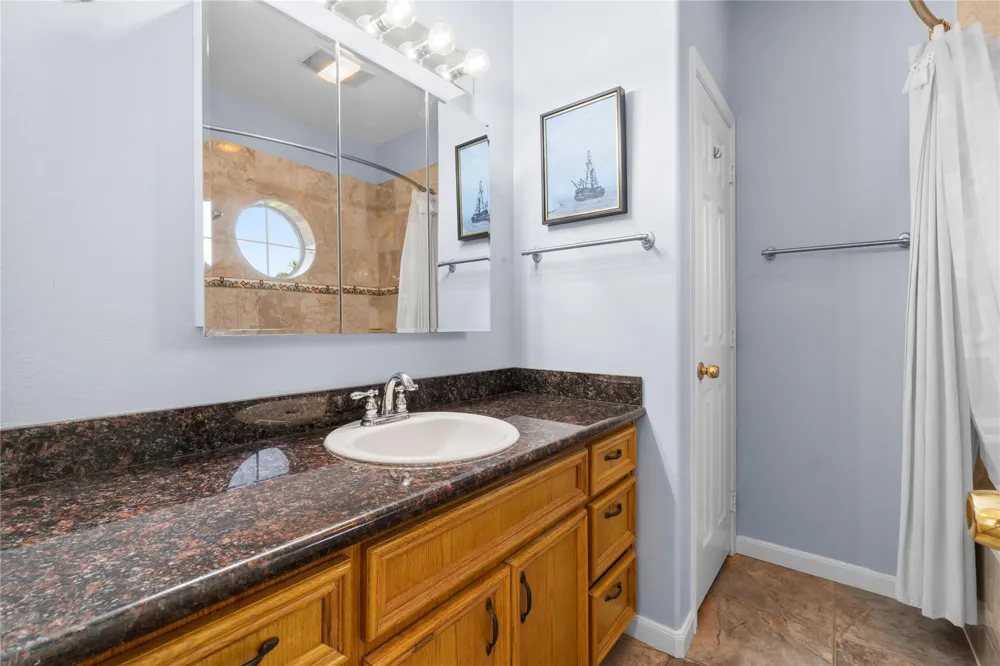 427 2nd Street San Leon, TX 77539