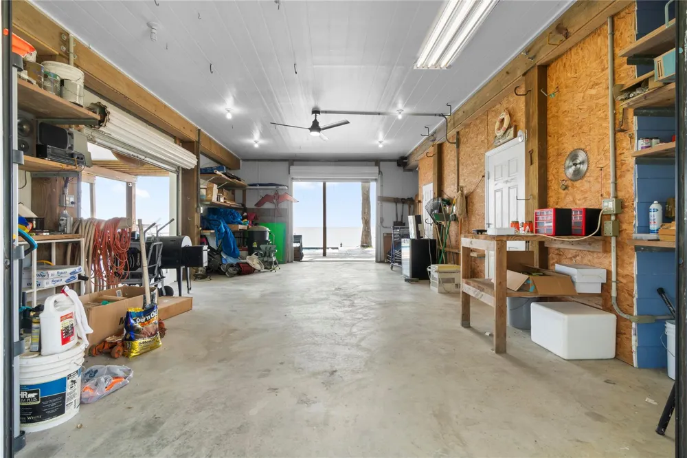 427 2nd Street San Leon, TX 77539