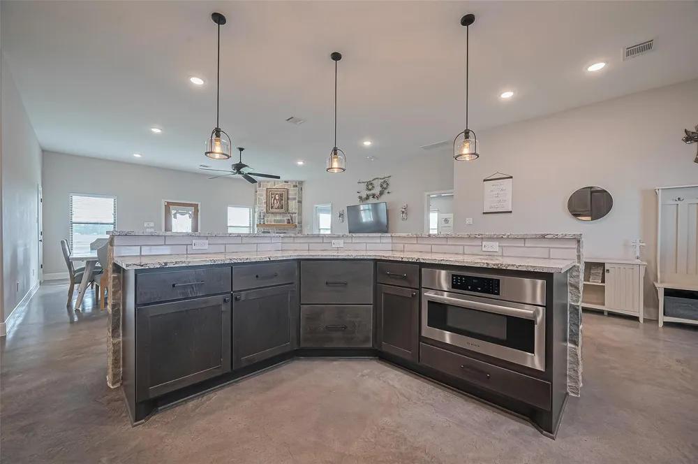 16702 Dipple Road Guy, TX 77444