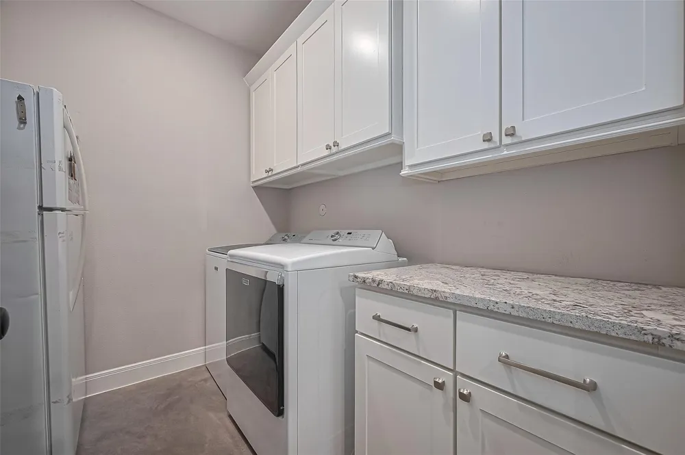 16702 Dipple Road Guy, TX 77444