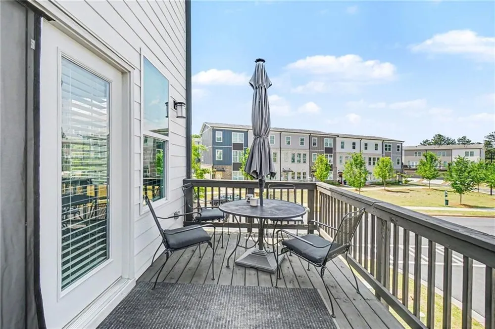 1000 Taylor Court Acworth, GA 30102