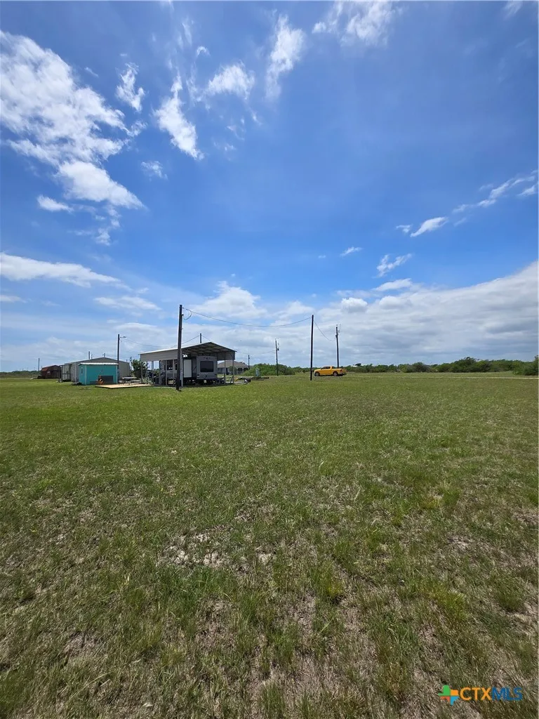 51 Dogfish Palacios, TX 77465