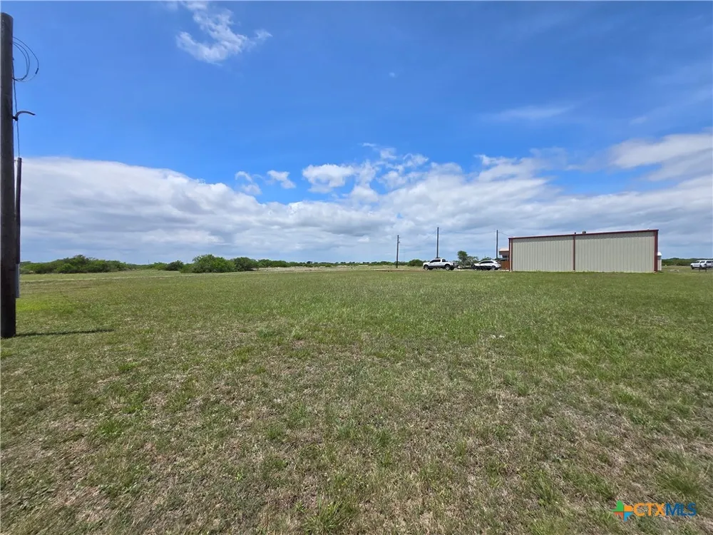 51 Dogfish Palacios, TX 77465