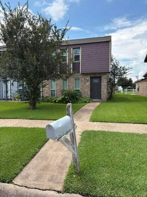 8306 Oakhaven Road