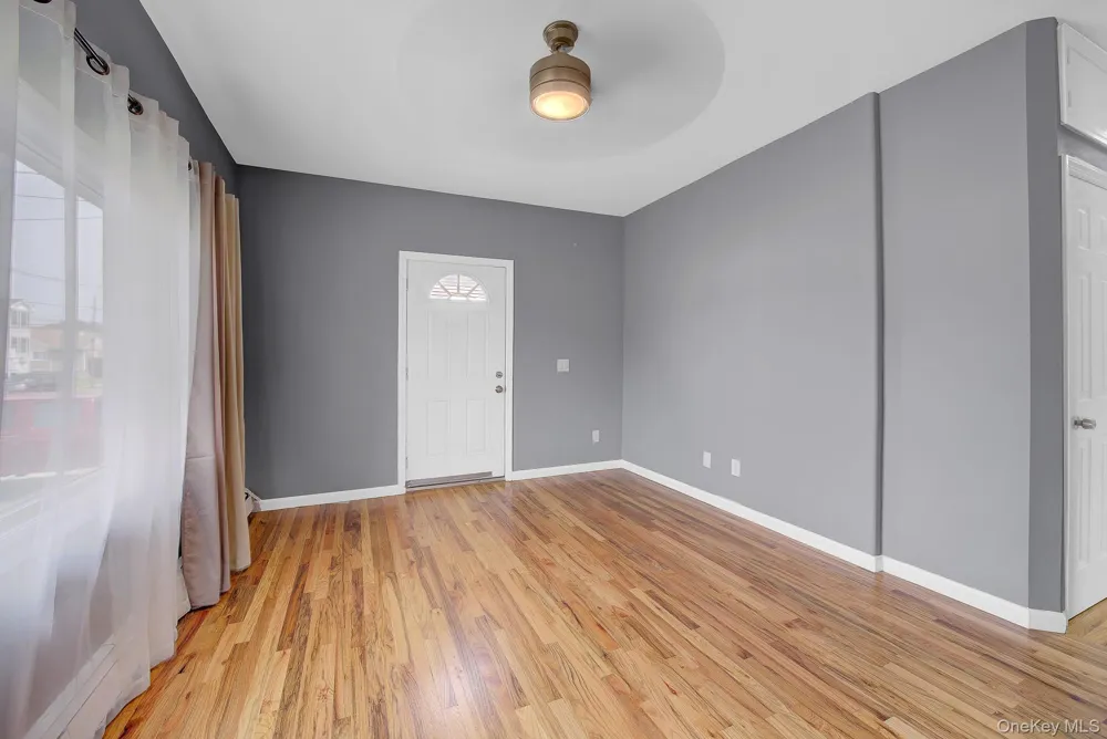 587 Miller Avenue Freeport, NY 11520