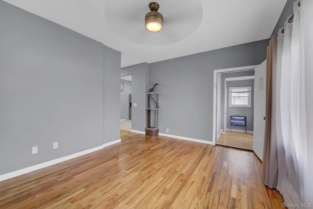 587 Miller Avenue Freeport, NY 11520