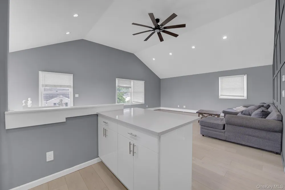 587 Miller Avenue Freeport, NY 11520
