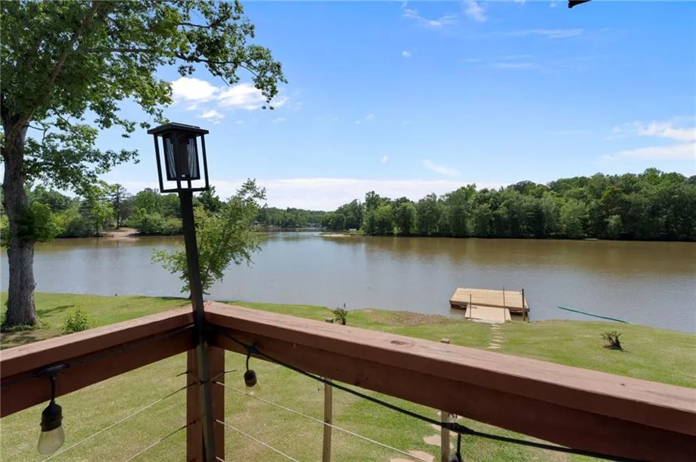 100 S River Bend Jackson, GA 30233